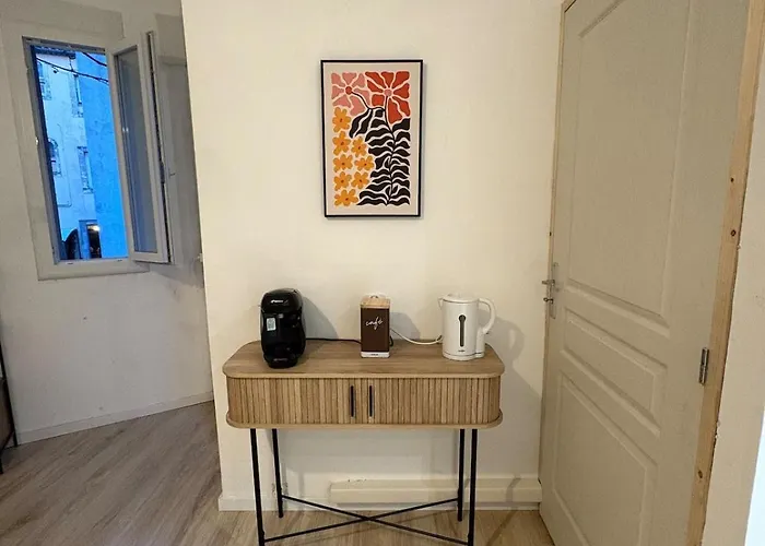 Comme A La Maison * Καρκασόν